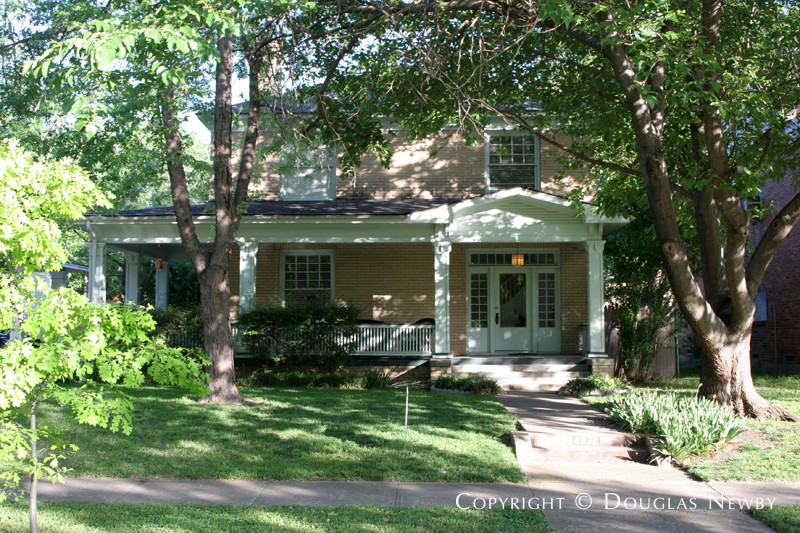 4932 Victor Street - Munger Place Historic District