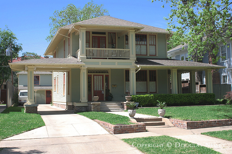4933 Worth Street - Munger Place Historic District
