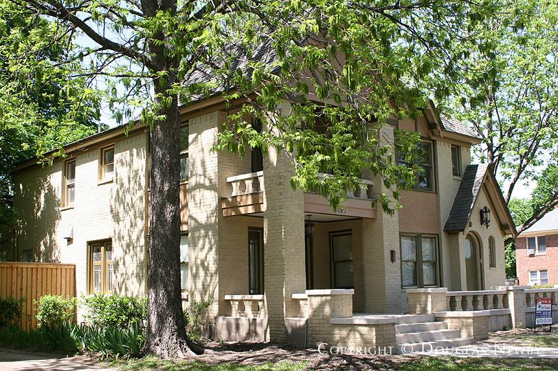 5127 Worth Street - Munger Place Historic District